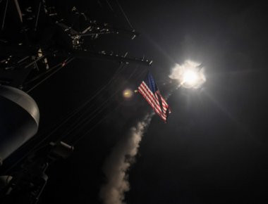 Οι διεθνείς αντιδράσεις για τον βομβαρδισμό της βάσης στη Συρία